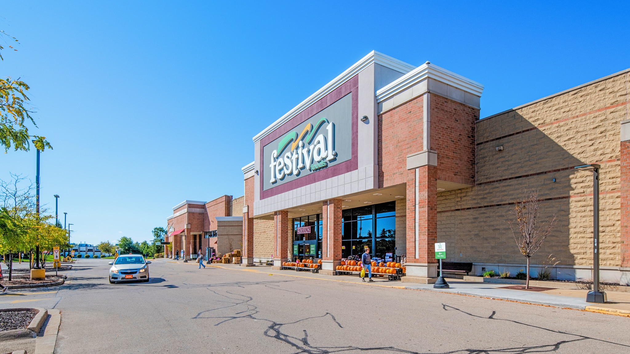 5500 Washington Ave, Racine, WI for lease Building Photo- Image 1 of 12