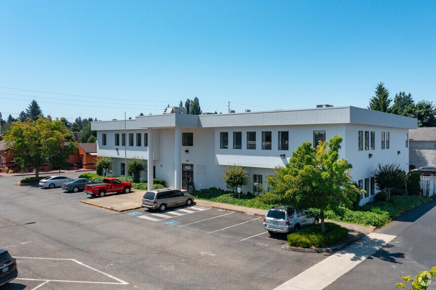 4522 Pacific Ave SE, Lacey, WA à louer - Photo du bâtiment - Image 2 de 4