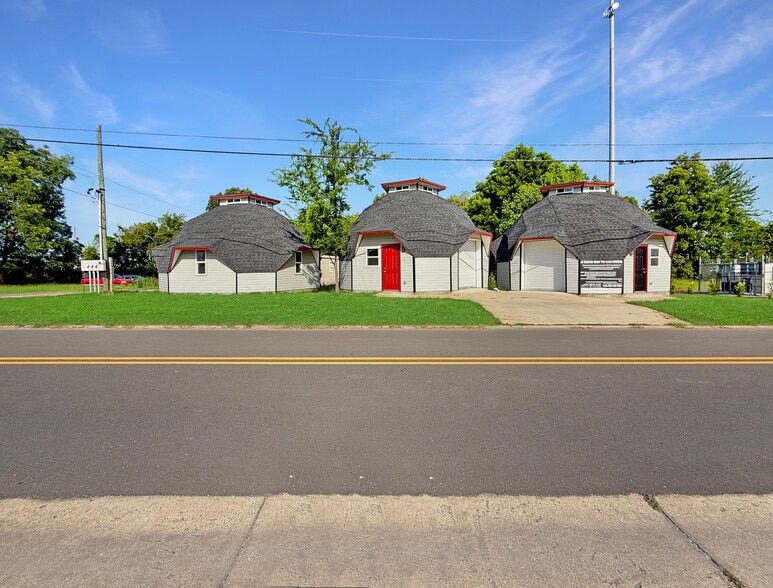 2602 30th St, Tuscaloosa, AL for lease - Building Photo - Image 2 of 7