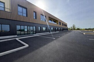 Plus de détails pour Bureau, Local d'activités à louer