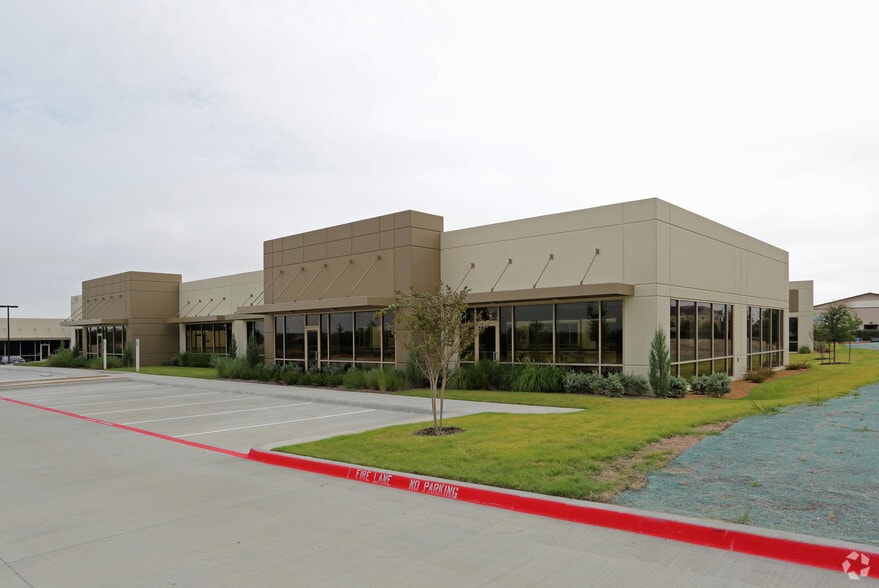 780 N Watters Rd, Allen, TX for sale - Building Photo - Image 2 of 11