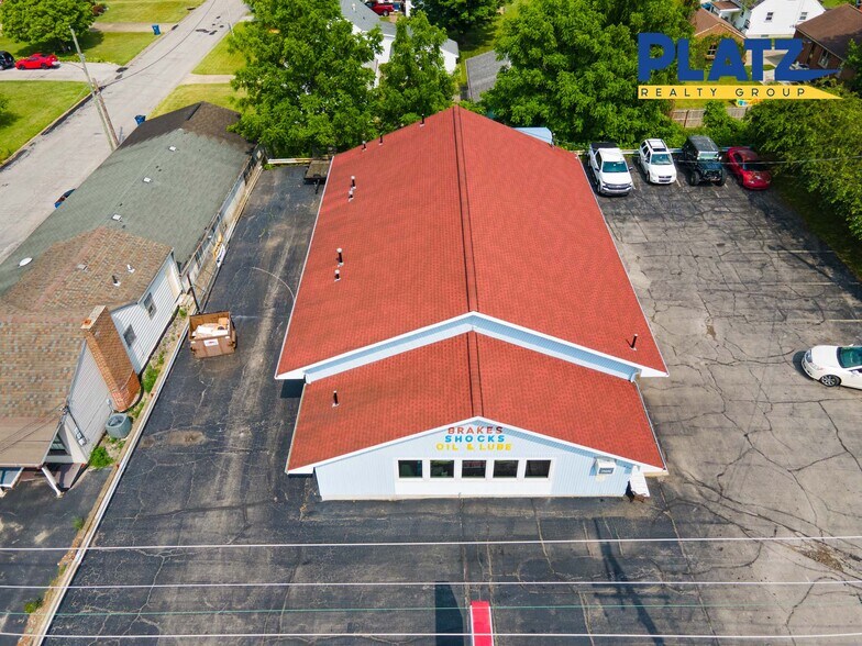 834 Youngstown Poland Rd, Struthers, OH à vendre - Photo du bâtiment - Image 2 de 7