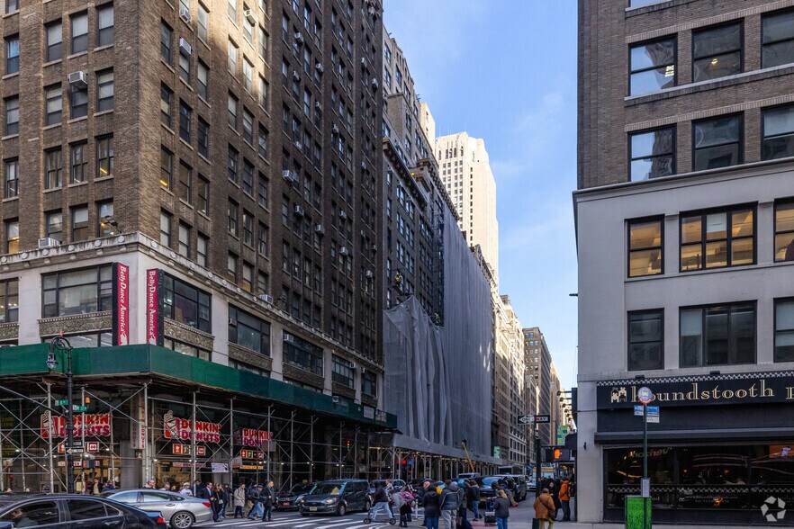 247 W 37th St, New York, NY for lease - Primary Photo - Image 1 of 7