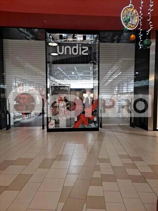 Plus de détails pour Commerce de détail à louer