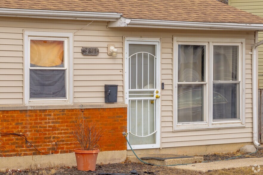 3811 171st St, Country Club Hills, IL for sale - Building Photo - Image 3 of 4