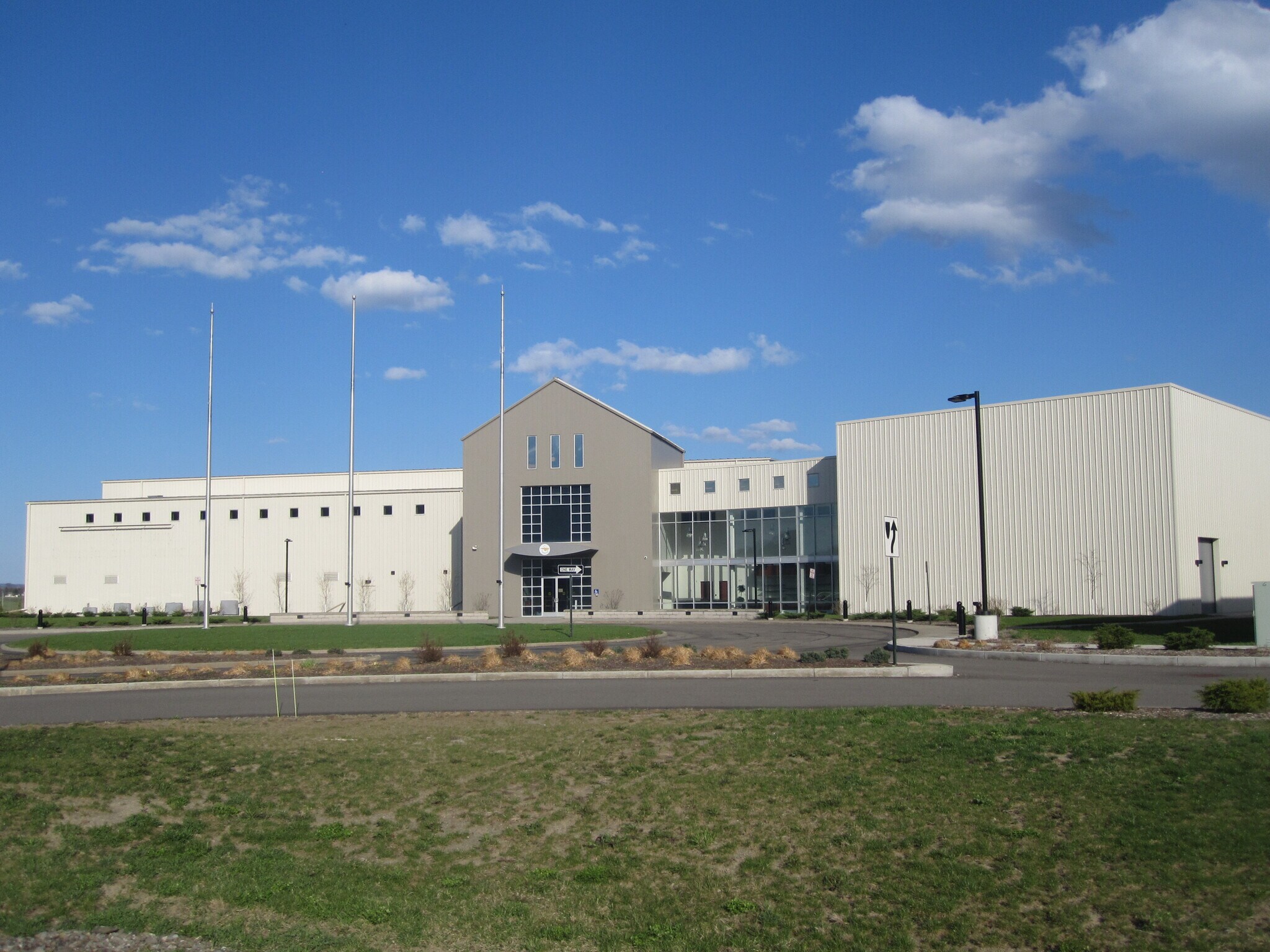 17 Aviation Dr, Horseheads, NY for sale Primary Photo- Image 1 of 6