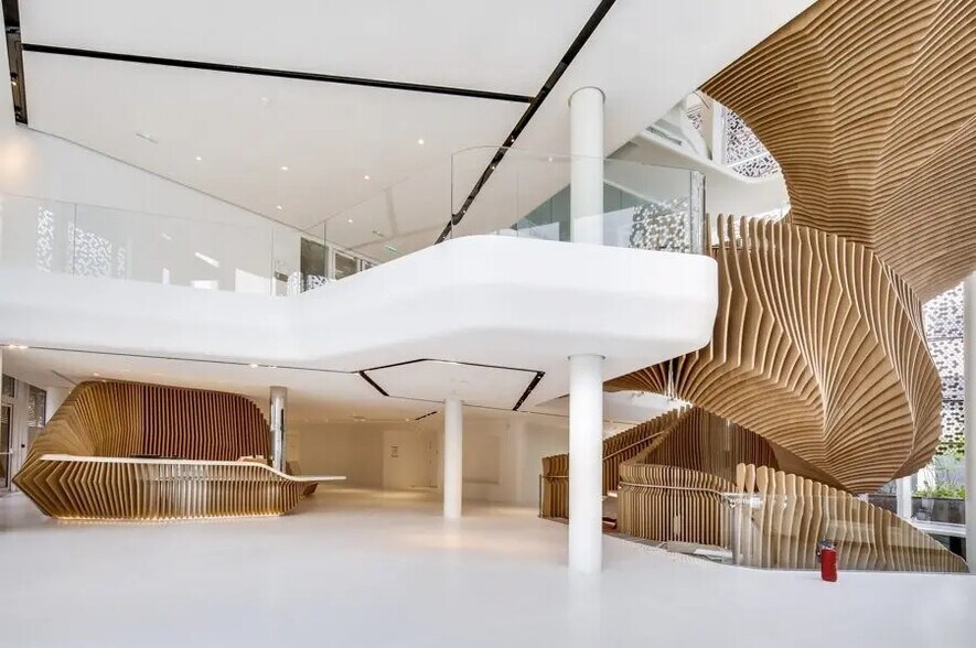 10 Boulevard De Grenelle, Paris à louer - Photo du bâtiment - Image 3 de 18