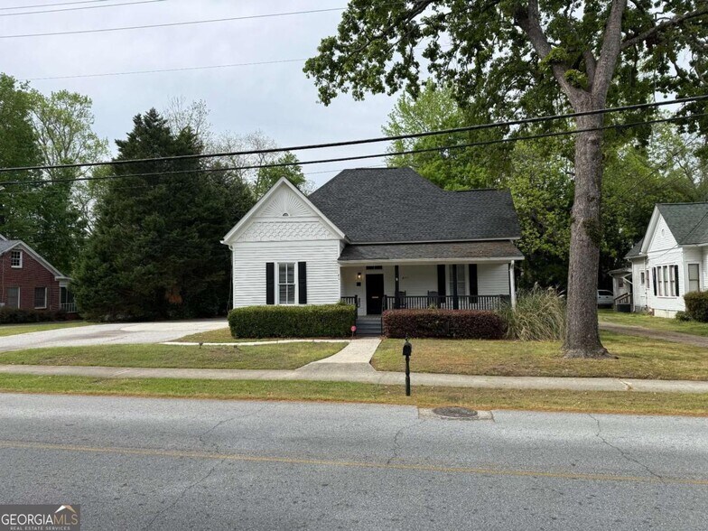 80 Church St, Winder, GA à vendre - Photo du bâtiment - Image 1 de 17
