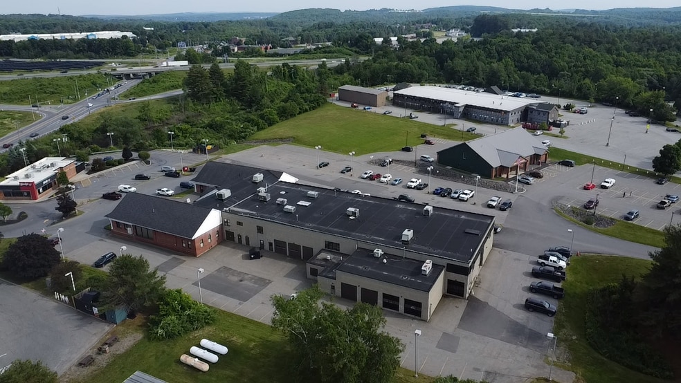 264 Civic Center Dr, Augusta, ME for lease - Building Photo - Image 2 of 7