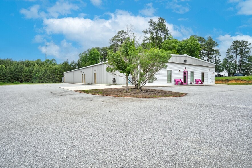 2040 Fenner Rd, Rocky Mount, NC à vendre - Photo du bâtiment - Image 2 de 52