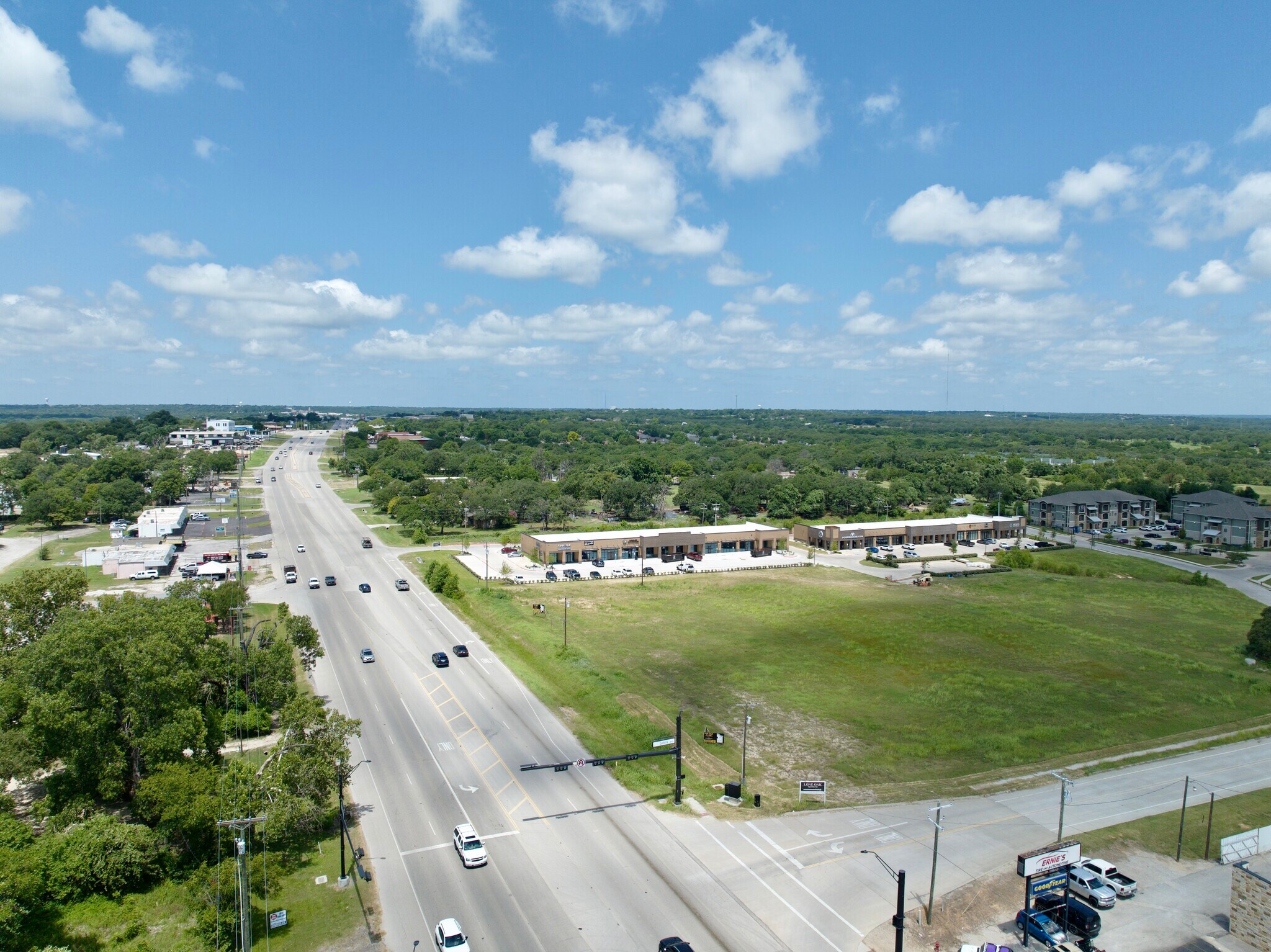1801-5 Fort Worth Hwy, Weatherford, TX for sale Building Photo- Image 1 of 10
