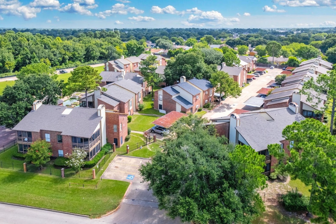 8430 Antoine Dr, Houston, TX for sale Primary Photo- Image 1 of 6