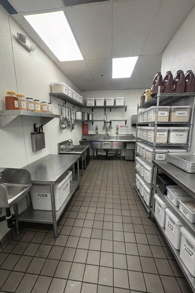 3338-3350 S La Cienega Blvd, Los Angeles, CA à louer - Photo du bâtiment - Image 3 de 3