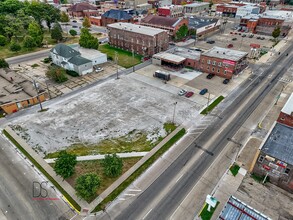 110 E Hickory St, Streator, IL - aerial  map view