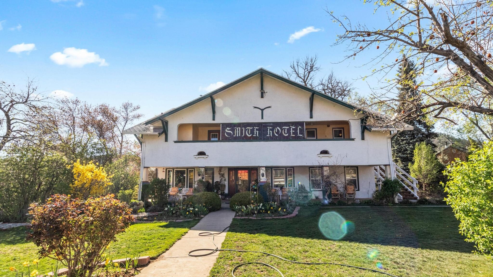 295 N Main St, Glendale, UT for sale Primary Photo- Image 1 of 87