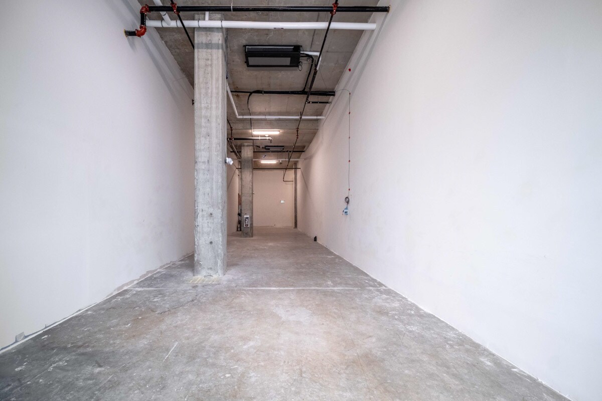 8415 Granville St, Vancouver, BC V6P 4Z9 - Unité 8439 -  - Photo intérieure - Image 1 of 6