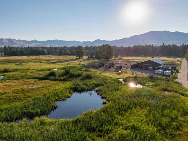 5228 Gardner Ln, Florence, MT for sale - Primary Photo - Image 1 of 42