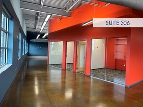 1904 S 1st St, Champaign, IL for lease Interior Photo- Image 2 of 2