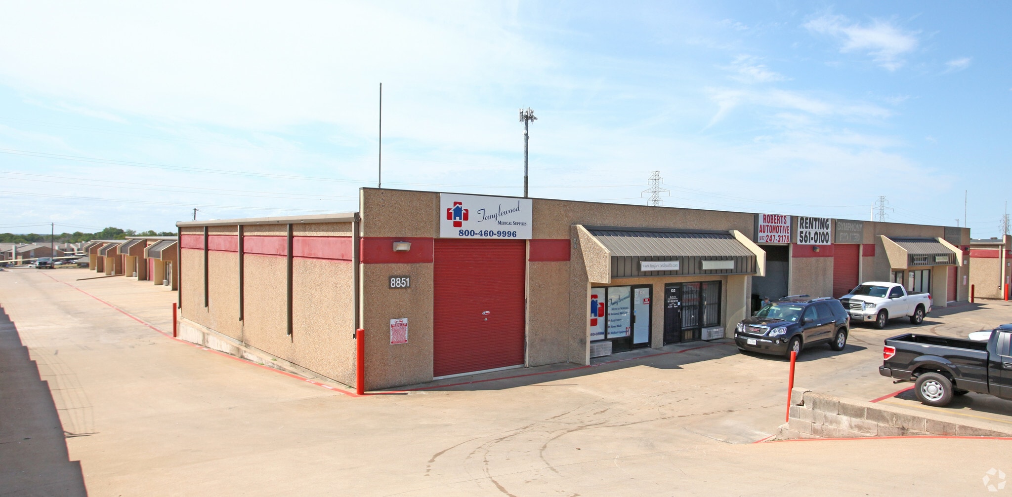8851 West Fwy, Fort Worth, TX for lease Primary Photo- Image 1 of 12