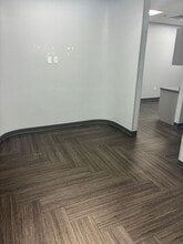 13500 Midway Rd, Farmers Branch, TX à louer Photo intérieure- Image 2 de 9