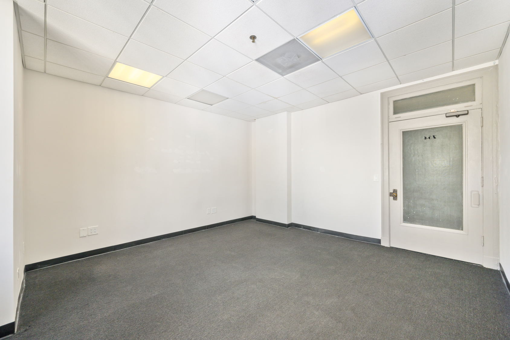 710-714 W Olympic Blvd, Los Angeles, CA for lease Building Photo- Image 1 of 4