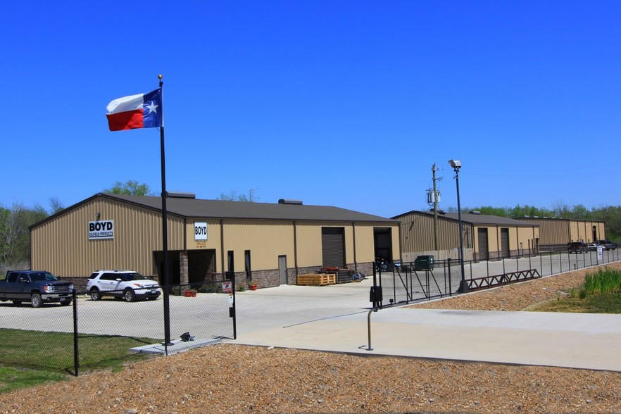 10011 FM 521 Rd, Rosharon, TX à vendre - Photo du bâtiment - Image 1 de 1