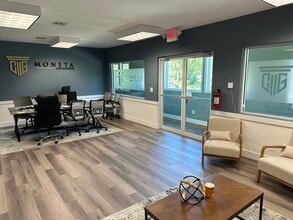 112 Giffordtown Ln, Little Egg Harbor, NJ for lease Interior Photo- Image 2 of 10