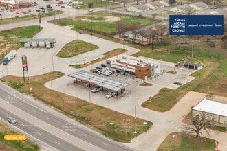 1637 N Market St, Hearne, TX - AERIAL  map view - Image1