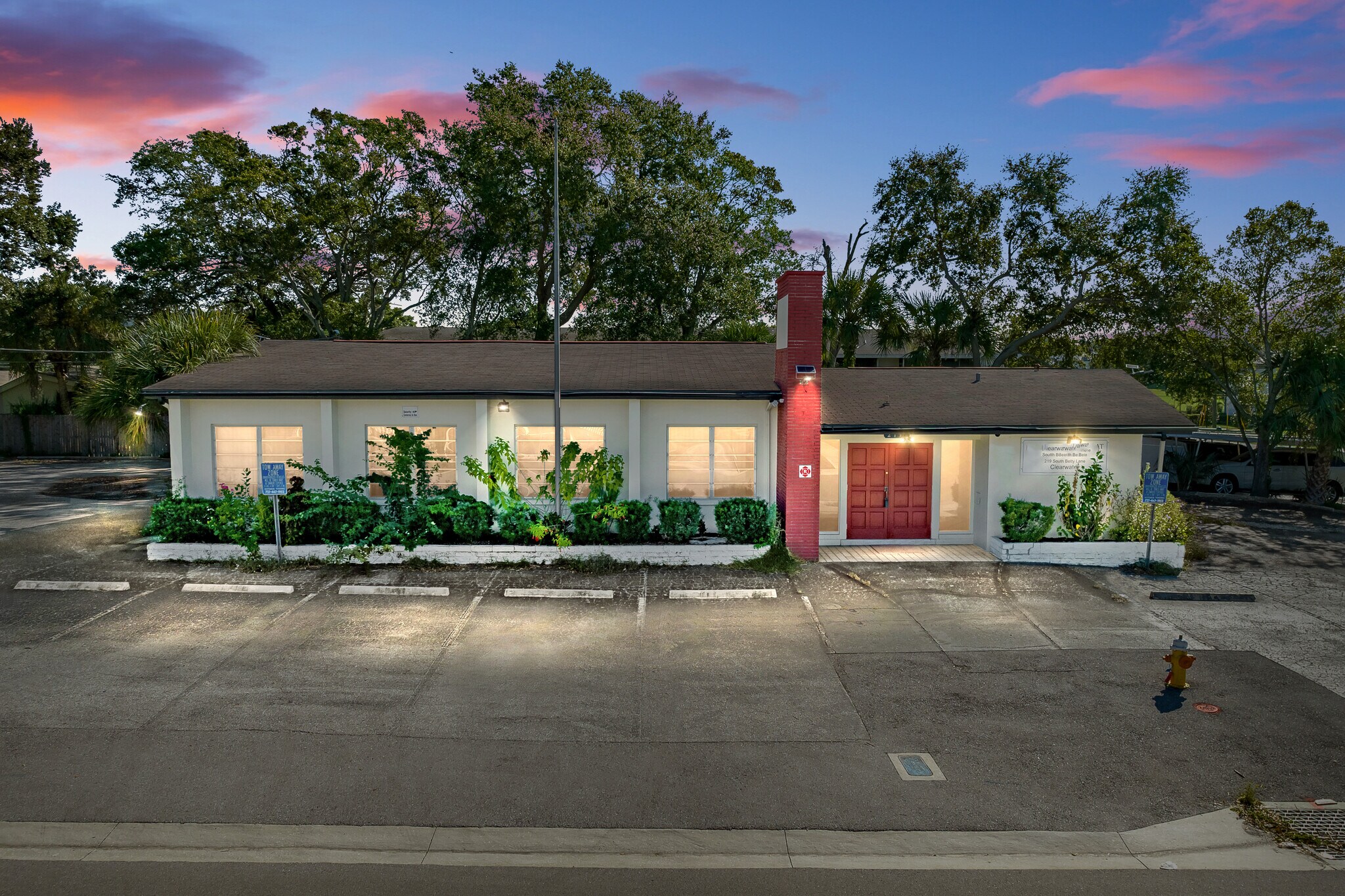 219 Betty Ln, Clearwater, FL à vendre Photo du bâtiment- Image 1 de 1