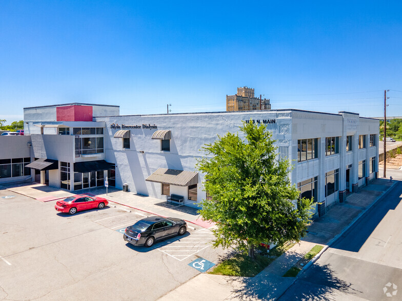 1123 N Main Ave, San Antonio, TX for lease - Building Photo - Image 1 of 40