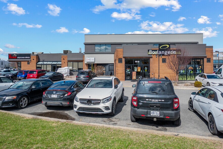 95 Boul De Mortagne, Boucherville, QC for lease - Building Photo - Image 2 of 6
