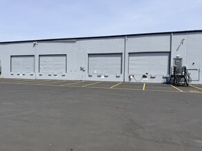 1468 McDonald St NE, Salem, OR for lease Building Photo- Image 2 of 8