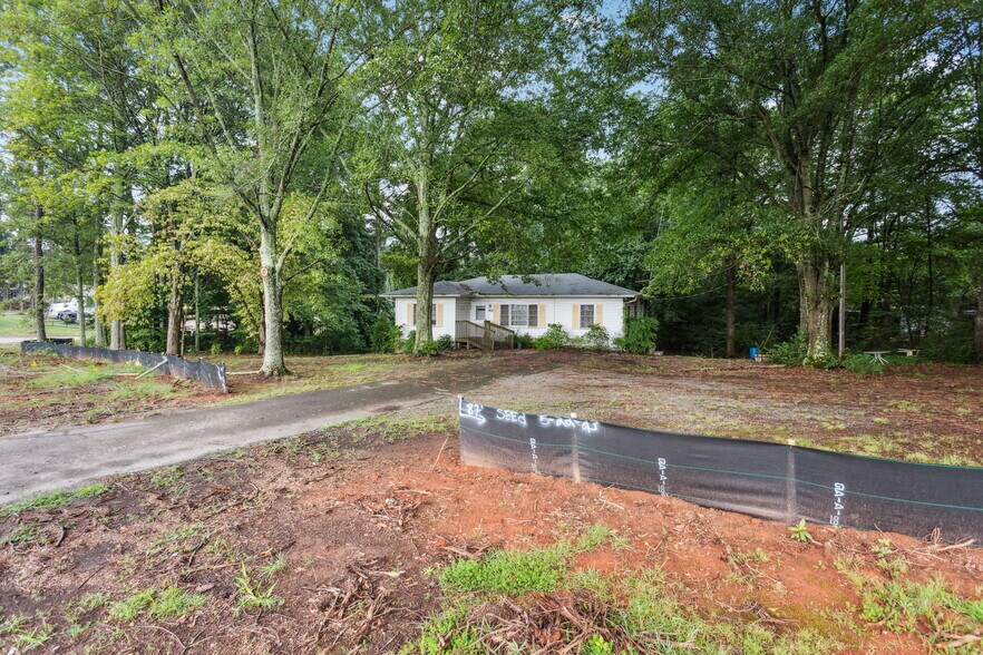 5460 Atlanta Hwy, Alpharetta, GA à vendre - Photo principale - Image 1 de 14
