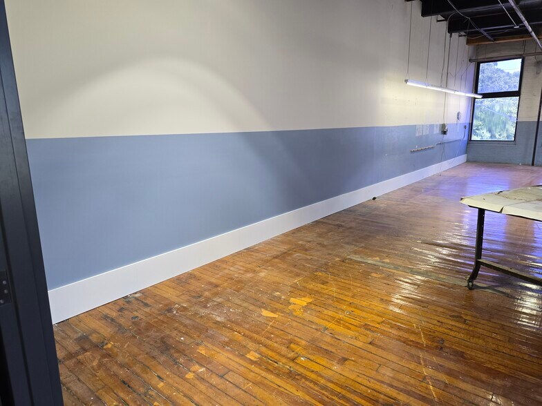 1 S Main St, Coventry, RI à louer - Photo du bâtiment - Image 2 de 23