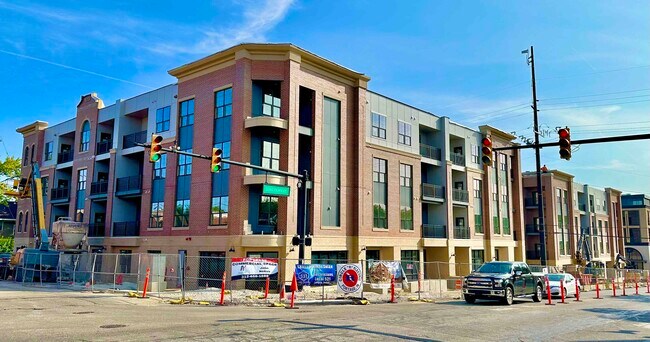 Plus de détails pour 215 E Lincolnway, Valparaiso, IN - Bureau/Commerce de détail, Commerce de détail à louer