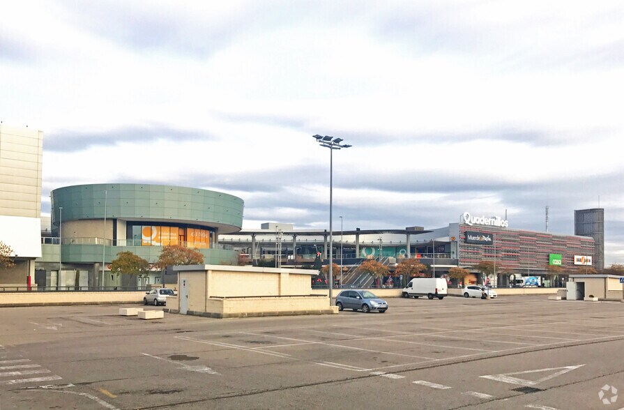 Calle Don Juan Tenorio, 3, Alcalá de Henares, Madrid à louer - Photo du bâtiment - Image 2 de 4