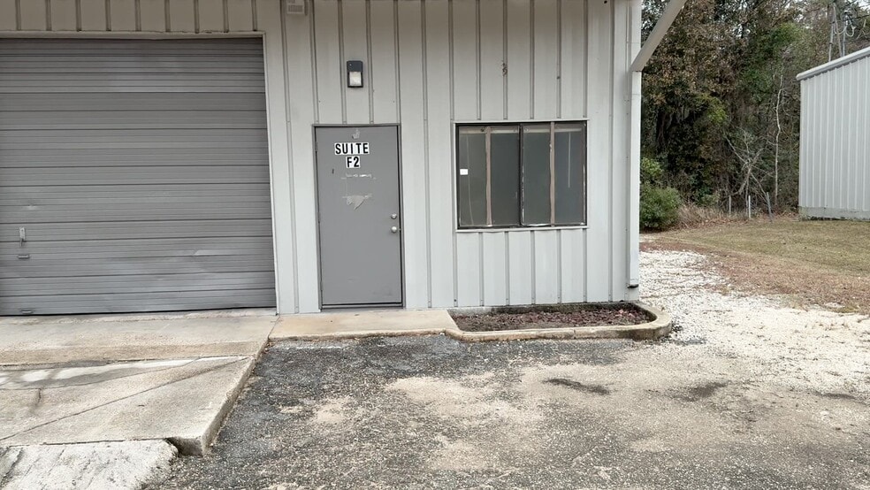 4405 Halls Mill Rd, Mobile, AL for lease - Commercial Listing Video - Image 2 of 6