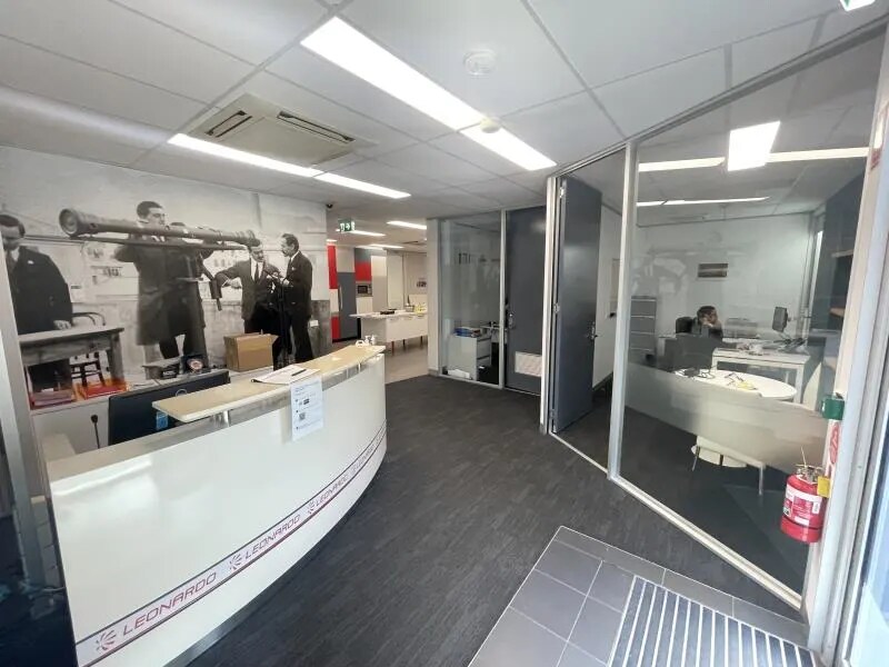 19 Rocklea Dr, Port Melbourne for lease Interior Photo- Image 1 of 6