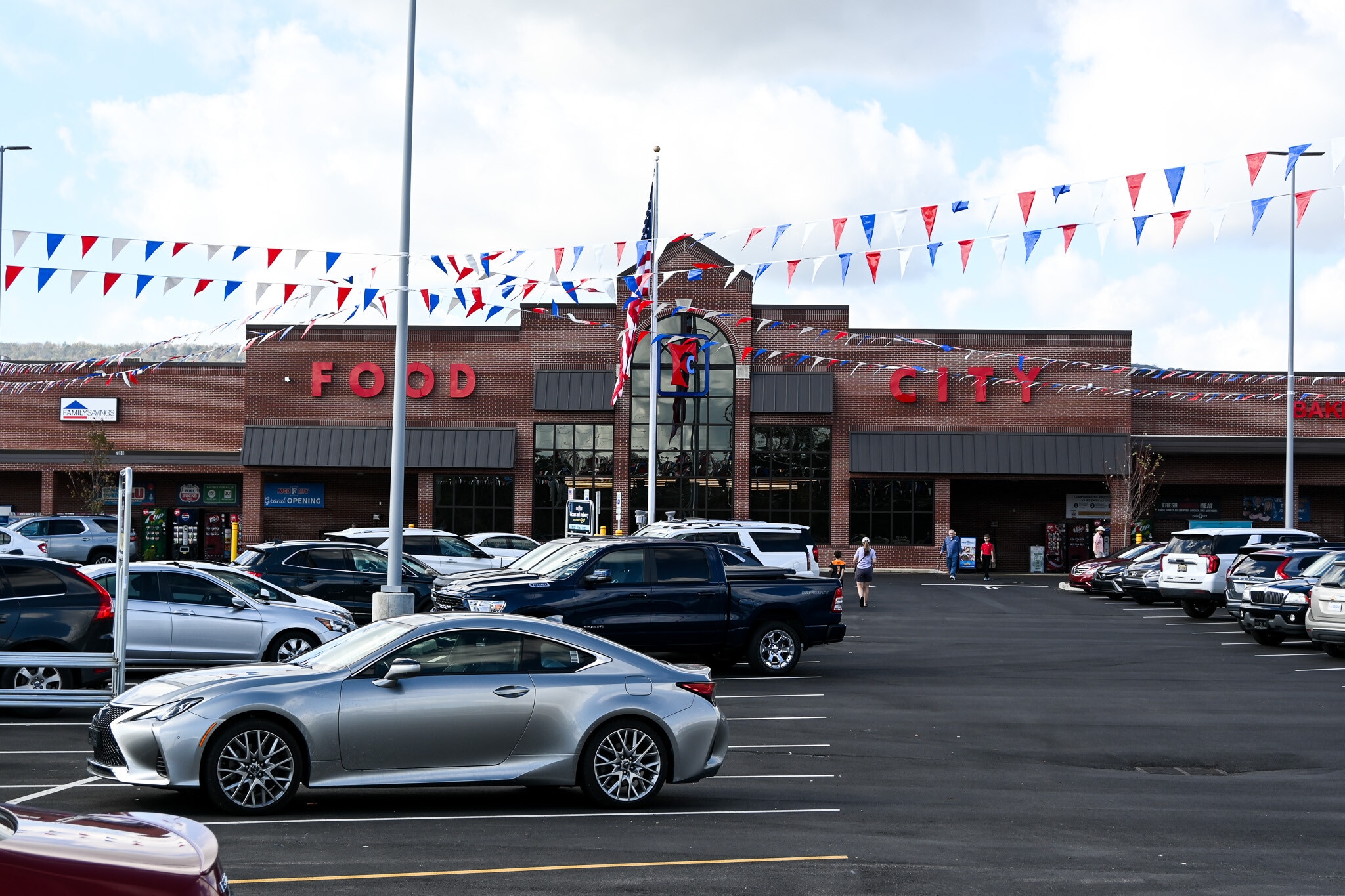 1015 Gault Ave S, Fort Payne, AL for lease Primary Photo- Image 1 of 2