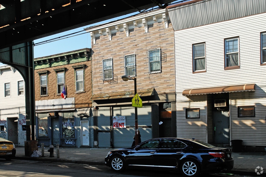 5614 New Utrecht Ave, Brooklyn, NY for lease - Primary Photo - Image 1 of 4
