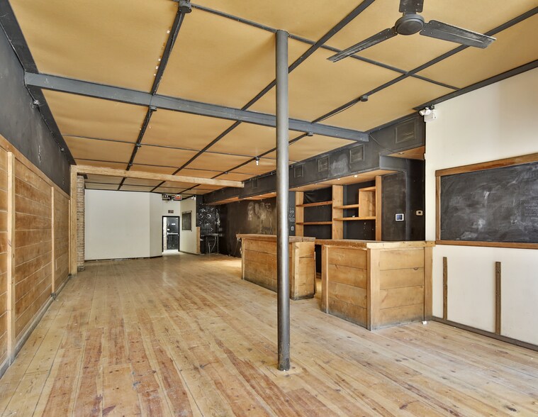 1494 Rue Ontario E, Montréal, QC à louer - Photo du bâtiment - Image 2 de 5
