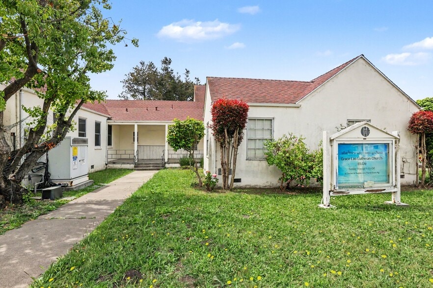 1963 Carlson Blvd, Richmond, CA for sale - Building Photo - Image 3 of 14