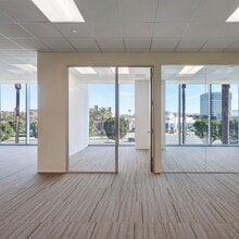 400 Spectrum Center Dr, Irvine, CA for lease Interior Photo- Image 2 of 7