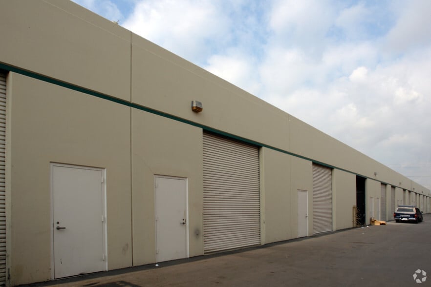 13600-13640 Imperial Hwy, Santa Fe Springs, CA for lease - Building Photo - Image 2 of 7