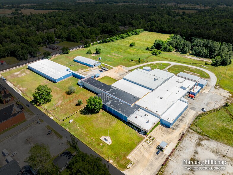 215 S Mullins St, Mullins, SC à vendre - Photo du bâtiment - Image 2 de 10