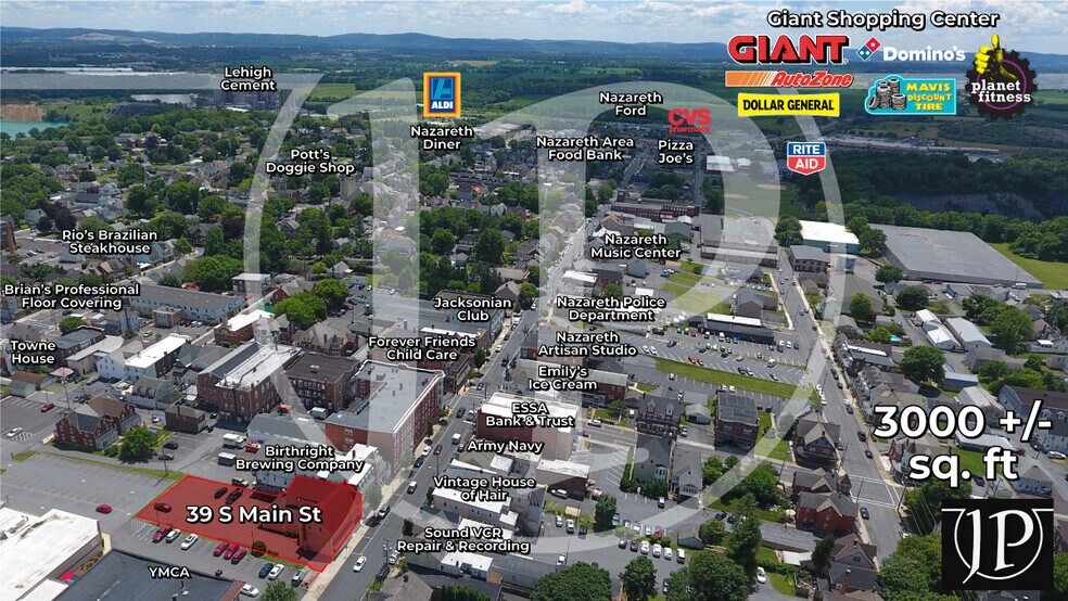 39 S Main St, Nazareth, PA à louer - Photo principale - Image 1 de 31