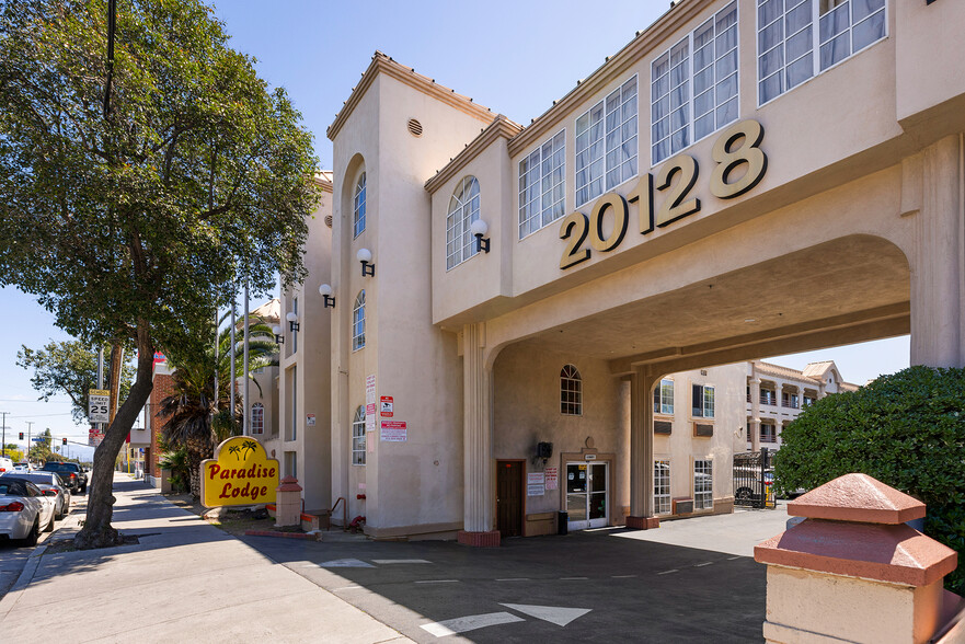 20128 Roscoe Blvd, Canoga Park, CA à vendre - Photo du b timent - Image 3 de 18