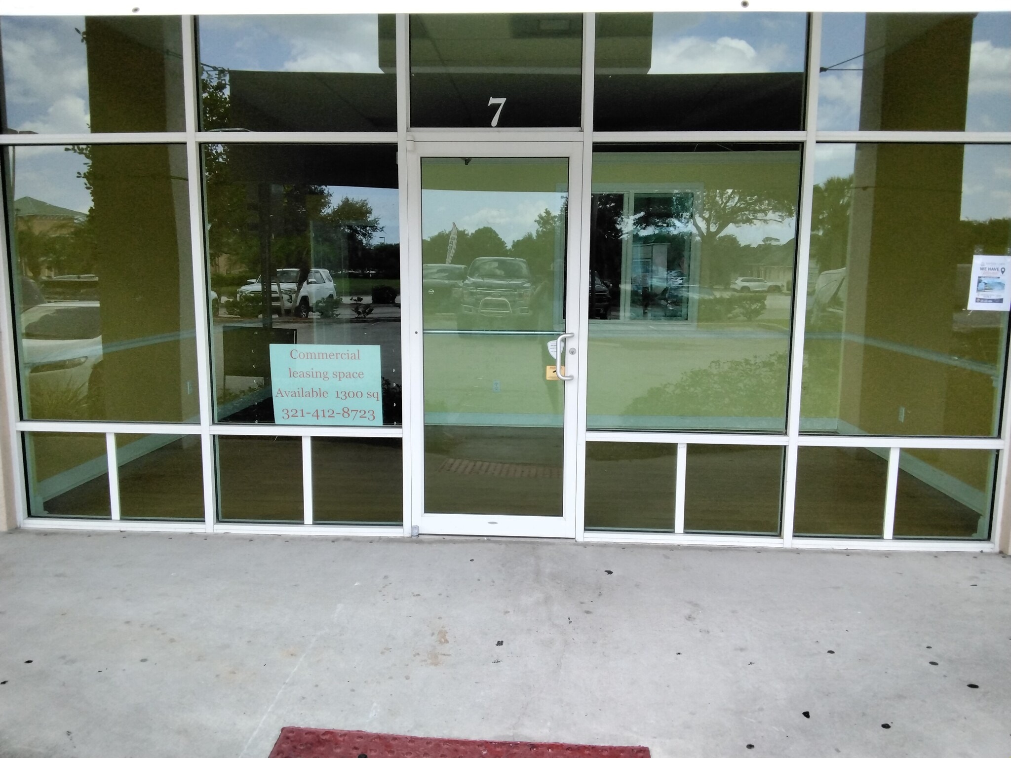3555 SE Bayside Lakes Blvd, Palm Bay, FL for lease Interior Photo- Image 1 of 4
