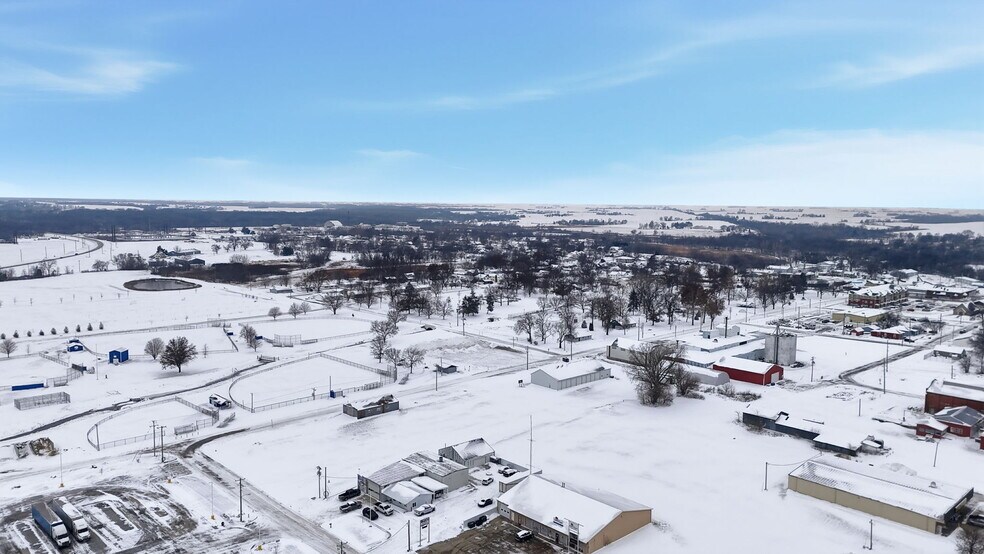 602 3rd St, Perry, IA à vendre - Photo du bâtiment - Image 3 de 24