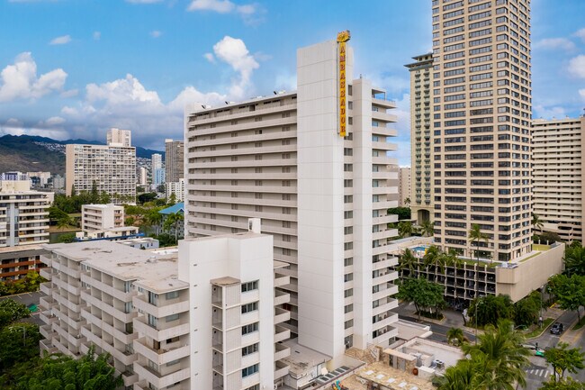Plus de détails pour 2040 Kuhio Ave, Honolulu, HI - Commerce de détail à louer